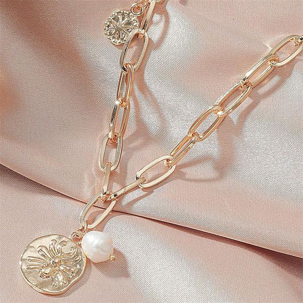 chains vintage pendant necklace pearl round card bee personality simple retro trend women's gold metal jewelry gift for her, Silver
chains vintage pendant necklace pearl round card bee personality simple retro trend women's gold metal jewelry gift for her, Silver