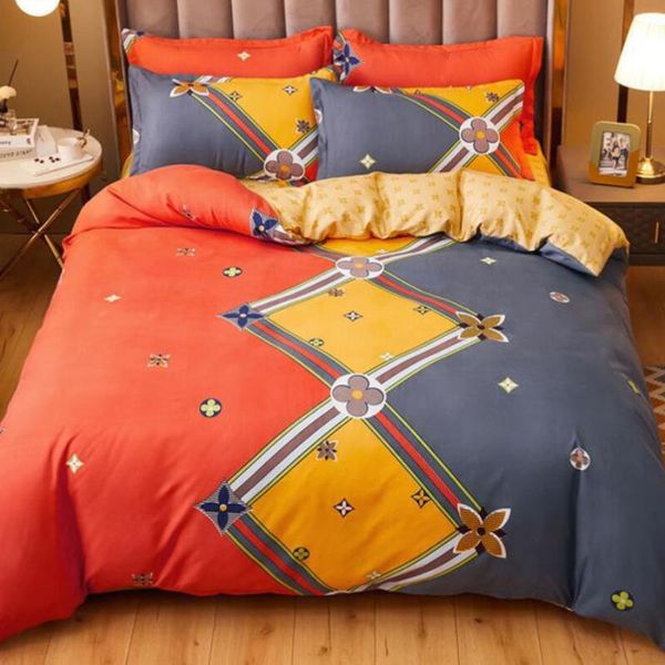 bedding sets keep warm fashion wedding bedroom non-slip quilt cover bed sheet 1pcs duvet + +2 pillowcase j8155
bedding sets keep warm fashion wedding bedroom non-slip quilt cover bed sheet 1pcs duvet + +2 pillowcase j8155