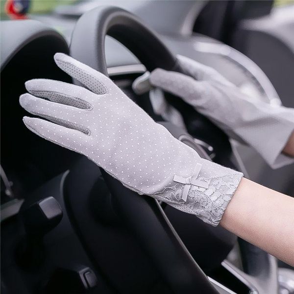 five fingers gloves fashion cotton non-slip breathable ladies spot summer thin uv protection sun driving, Blue;gray
five fingers gloves fashion cotton non-slip breathable ladies spot summer thin uv protection sun driving, Blue;gray