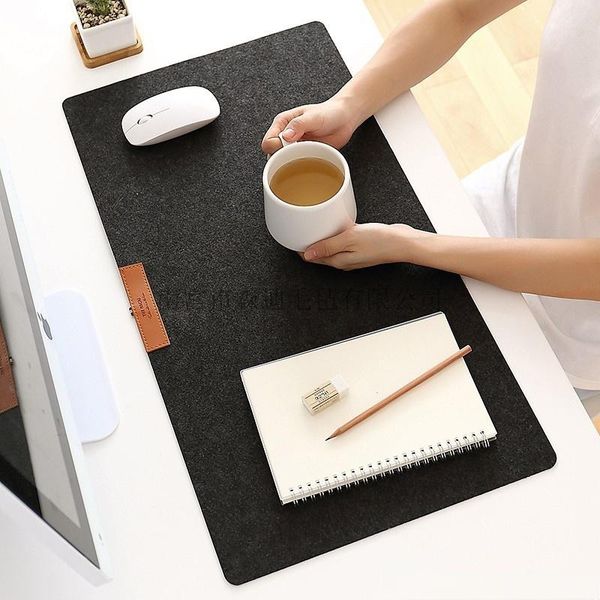 mouse pads & wrist rests 635*325mm felt large computer desk mat keyboard pad double-side non-slip protective cushion table decor office acce
mouse pads & wrist rests 635*325mm felt large computer desk mat keyboard pad double-side non-slip protective cushion table decor office acce