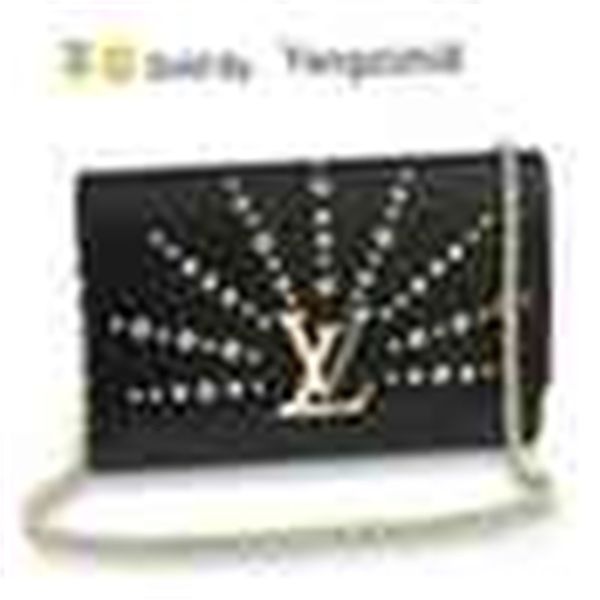 yangzizhi8 lambskin chain gm black real caviar m52540 le boy chain flap bag handbags shoulder messenger bags totes, Black;red
yangzizhi8 lambskin chain gm black real caviar m52540 le boy chain flap bag handbags shoulder messenger bags totes, Black;red