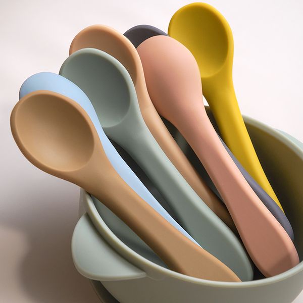 Fashionable Boys Girls Silicone Spoon Feeding Baby Spoons Toddler Flatware Candy Color Spoon For Kids Dropshipping.
Fashionable Boys Girls Silicone Spoon Feeding Baby Spoons Toddler Flatware Candy Color Spoon For Kids Dropshipping.