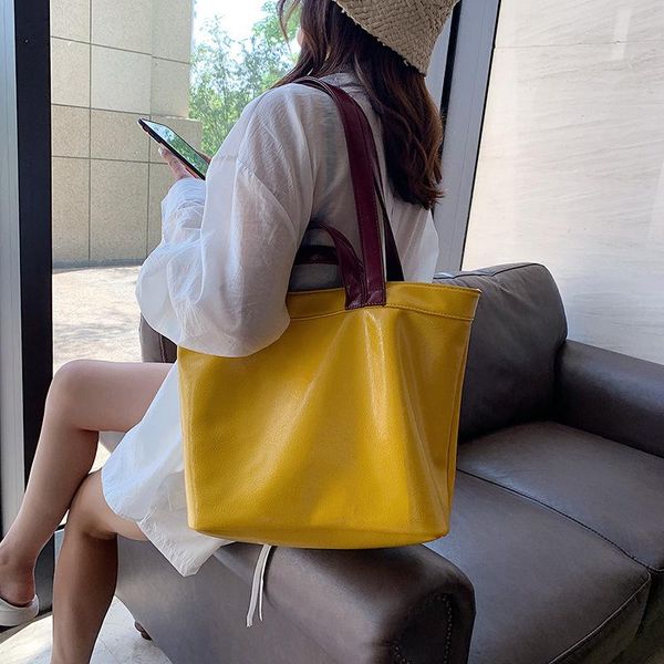 shoulder bags 2021 women's bag european and american fashion simple retro large capacity pu ladies tote
shoulder bags 2021 women's bag european and american fashion simple retro large capacity pu ladies tote