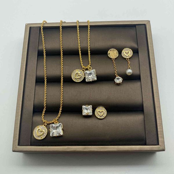 design jewelry miao temperament love inlaid rhinestone necklace bracelet sweet and elegant long hanging pearl earrings women's fashion, Golden
design jewelry miao temperament love inlaid rhinestone necklace bracelet sweet and elegant long hanging pearl earrings women's fashion, Golden