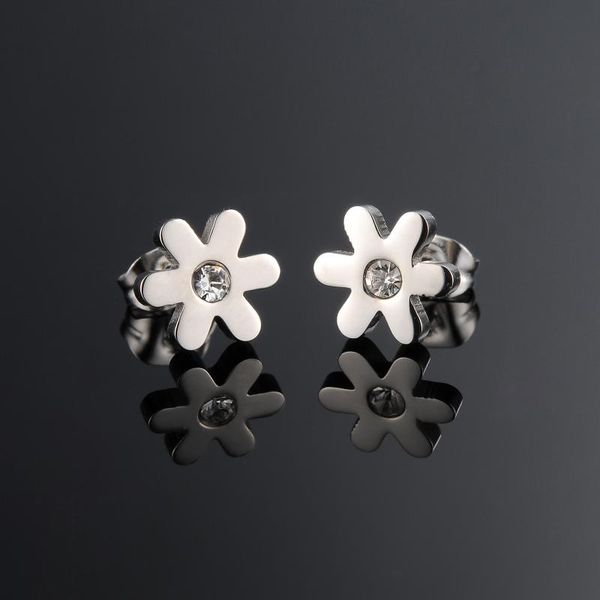 stud ch-1484 -selling jewelry micro-inlaid shiny zircon daisy earrings exquisite simple korean style characteristic, Golden;silver
stud ch-1484 -selling jewelry micro-inlaid shiny zircon daisy earrings exquisite simple korean style characteristic, Golden;silver