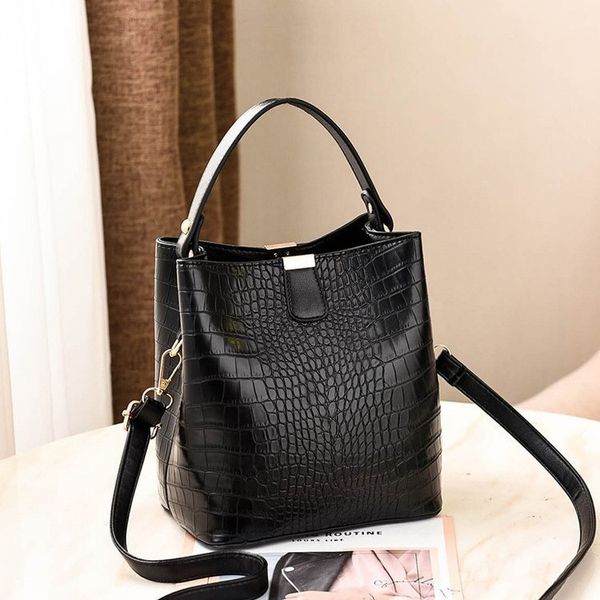 2019 new fashion trend women's handbag korean version large capacity bucket broadband one shoulder messenger bag
2019 new fashion trend women's handbag korean version large capacity bucket broadband one shoulder messenger bag