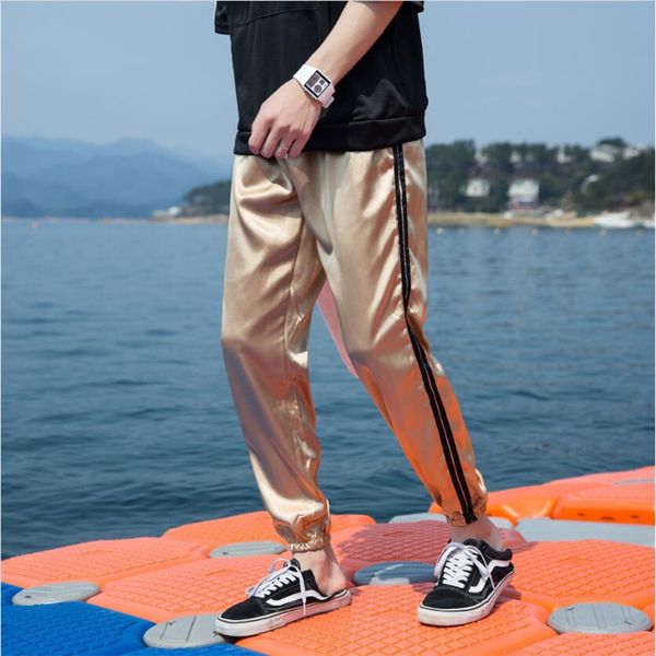 golden joggers pants men 2019 breathable thin harem pants male korean casual loose street noble pant mens trouser a5525 c0222, Black
golden joggers pants men 2019 breathable thin harem pants male korean casual loose street noble pant mens trouser a5525 c0222, Black