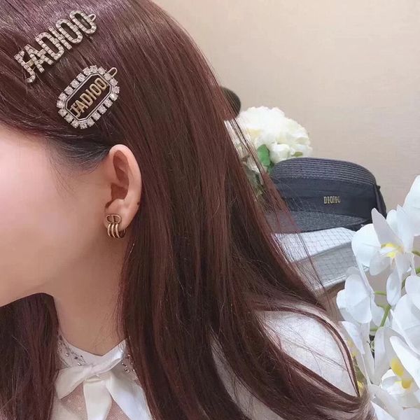 special offer 70% off classic letter hairpin with drill high version brass material net red same brooch 925 silver needle, Golden;silver
special offer 70% off classic letter hairpin with drill high version brass material net red same brooch 925 silver needle, Golden;silver