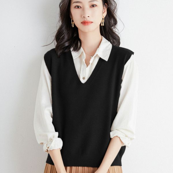 2021 autumn winter wool women's sweater cashmere vt v-neck versatile short waistcoat korean version, Black;white
2021 autumn winter wool women's sweater cashmere vt v-neck versatile short waistcoat korean version, Black;white
