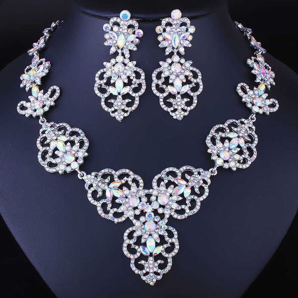 farlena jewelry fashion hollow out flower necklace set with rhinestones for bridal wedding & engagement jewelry sets h1022, Silver
farlena jewelry fashion hollow out flower necklace set with rhinestones for bridal wedding & engagement jewelry sets h1022, Silver