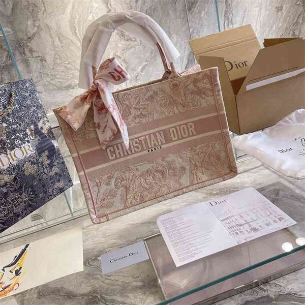 wholesale star same large capacity shopping bag bag canvas lock embroidery women's luxuryss designerss yw
wholesale star same large capacity shopping bag bag canvas lock embroidery women's luxuryss designerss yw
