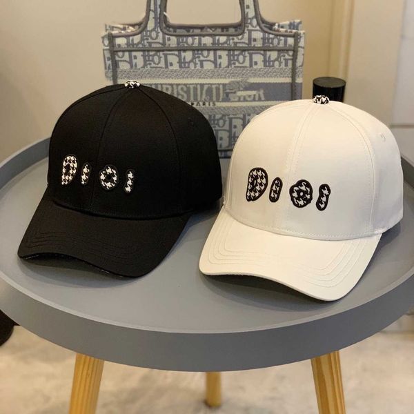designers correct version of d family cap fashion casual single baseball cap men's and women's outdoor sun hat men's and wome, Blue;gray
designers correct version of d family cap fashion casual single baseball cap men's and women's outdoor sun hat men's and wome, Blue;gray