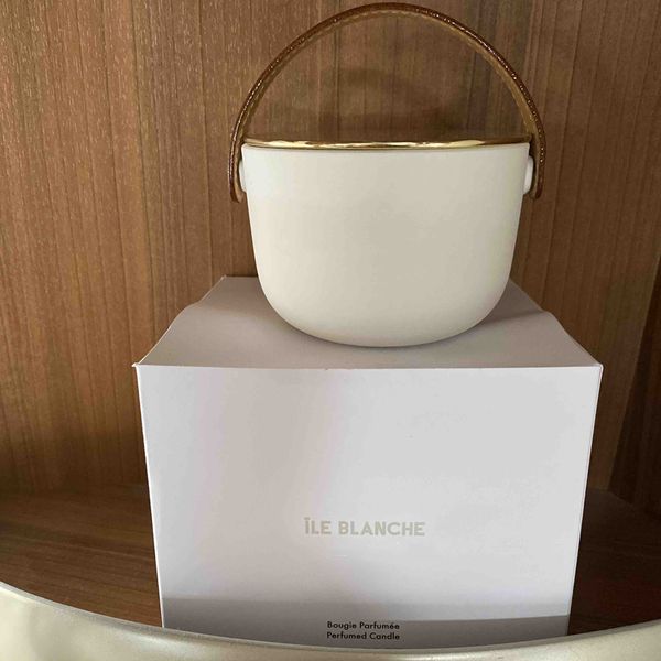 highest quality car air freshener aromatherapy perfume candle fragrance 220g dehors ii neige feuilles d'or lle blanche l'air du ja
highest quality car air freshener aromatherapy perfume candle fragrance 220g dehors ii neige feuilles d'or lle blanche l'air du ja
