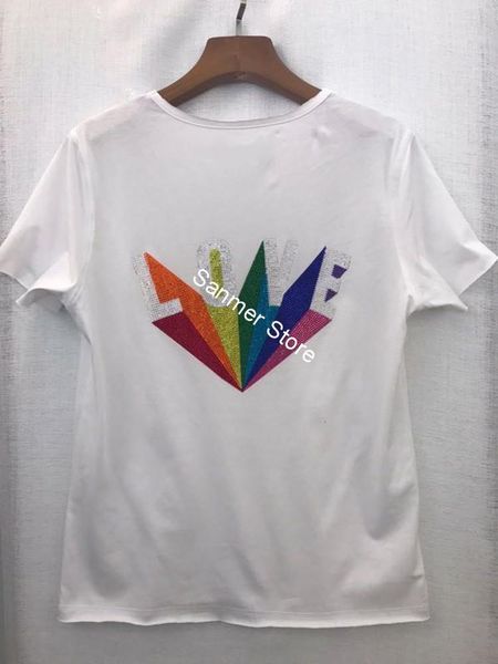 2021 new primavera vero feminino algodo cor branca com decote em v colorido quente brocas letras de manga curta simples camiseta wu58, White
2021 new primavera vero feminino algodo cor branca com decote em v colorido quente brocas letras de manga curta simples camiseta wu58, White
