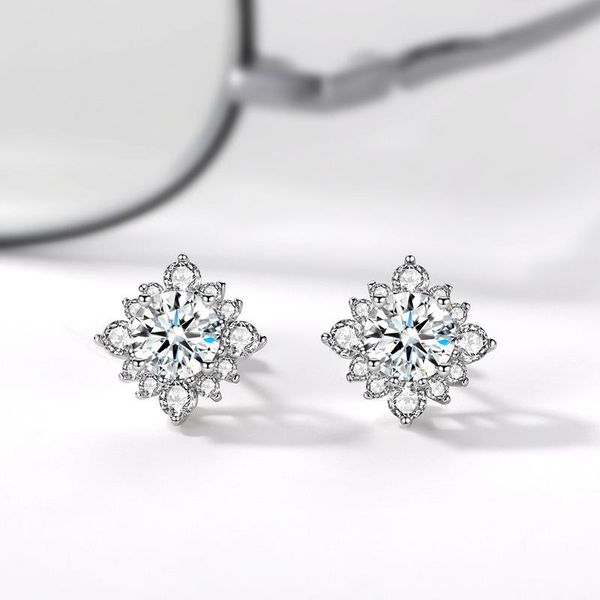 stud 925 women's small earrings girl silver diamond genuine star sterling earring for woman fine jewelry accessories, Golden;silver
stud 925 women's small earrings girl silver diamond genuine star sterling earring for woman fine jewelry accessories, Golden;silver