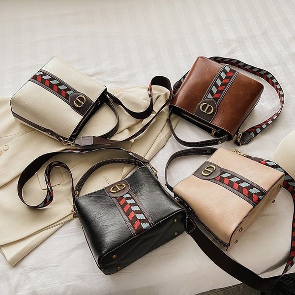 luxury handbags women's 2021 new fashion one shoulder messenger women's contrast hand leisure bucket bag women
luxury handbags women's 2021 new fashion one shoulder messenger women's contrast hand leisure bucket bag women