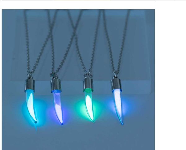 pendant necklaces 2021 european and american wowen fashion creative luminous copper alloy chili collarbone chain necklace for halloween 2pcs, Silver
pendant necklaces 2021 european and american wowen fashion creative luminous copper alloy chili collarbone chain necklace for halloween 2pcs, Silver