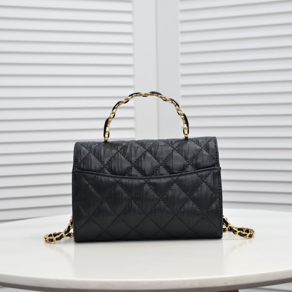 women's handbag fashion plaid chain shoulder bag cowhie and lambskin classic designer flap bags
women's handbag fashion plaid chain shoulder bag cowhie and lambskin classic designer flap bags