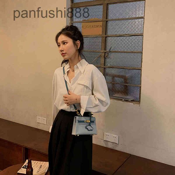 designer brand h handbags designer splicing cloud pendant haze blue advanced texture small second generation h 33y5
designer brand h handbags designer splicing cloud pendant haze blue advanced texture small second generation h 33y5