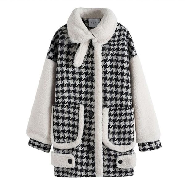 winter women outerwear vintage thick warm woolen coats imitation lamb velvet parkas plaid female loose oversized jacket, Black;brown
winter women outerwear vintage thick warm woolen coats imitation lamb velvet parkas plaid female loose oversized jacket, Black;brown