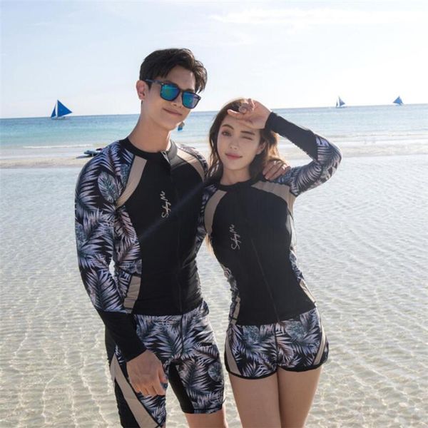 one-piece suits fashion korean style men and women couple swimwear 2021 uv rashguard 5 pieces shirt+pants+shorts surf swimsuit for lover
one-piece suits fashion korean style men and women couple swimwear 2021 uv rashguard 5 pieces shirt+pants+shorts surf swimsuit for lover