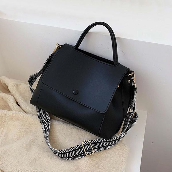 evening bags simple pu leather crossbody bag for women 2021 winter solid color shoulder messenger handbag female travel high capacity tote
evening bags simple pu leather crossbody bag for women 2021 winter solid color shoulder messenger handbag female travel high capacity tote