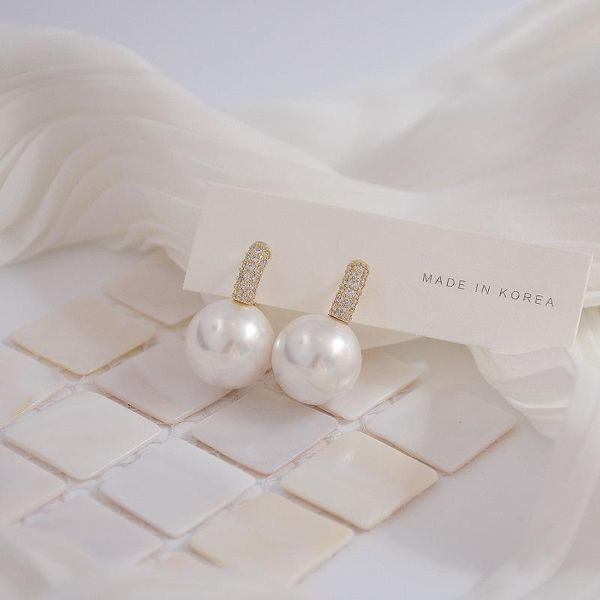hoop & huggie retro fashion micro-inlaid zircon pearl earrings for women chic trend temperament female daily jewelry, Golden;silver
hoop & huggie retro fashion micro-inlaid zircon pearl earrings for women chic trend temperament female daily jewelry, Golden;silver