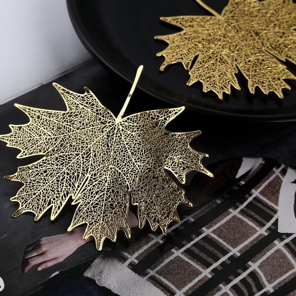 bookmark creative retro golden hollow leaves metal for books school students bookmarks beautiful gifts
bookmark creative retro golden hollow leaves metal for books school students bookmarks beautiful gifts