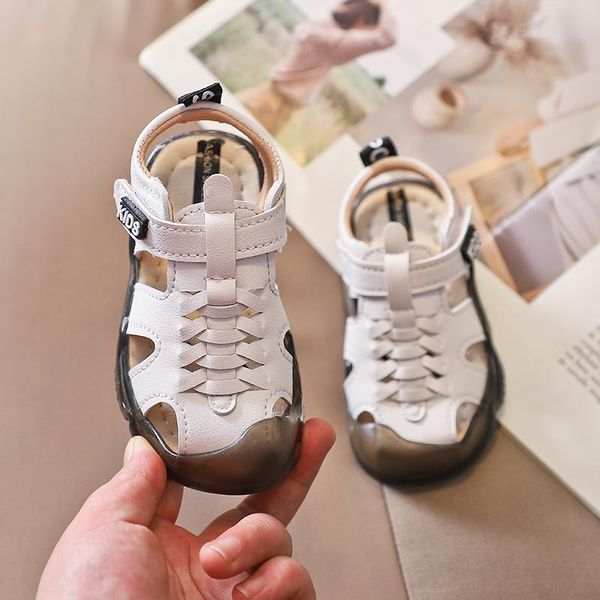 sandals children's walking shoes with cow's tendon bottom summer 0-3 baby baotou anti kicking boys', Black;red
sandals children's walking shoes with cow's tendon bottom summer 0-3 baby baotou anti kicking boys', Black;red