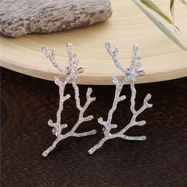 pins, brooches tdqueen micro pave austrian crystal antlers pins and for women silver plated gold color metal broche, Gray
pins, brooches tdqueen micro pave austrian crystal antlers pins and for women silver plated gold color metal broche, Gray