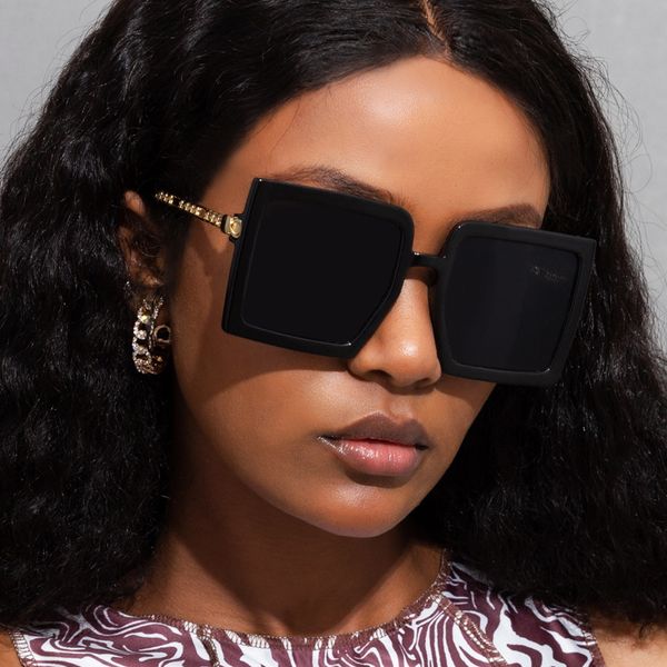 oversized sunglass large square metal chain stylish sunglass fashion cool decoration men and women shad eyewear s21157, White;black
oversized sunglass large square metal chain stylish sunglass fashion cool decoration men and women shad eyewear s21157, White;black