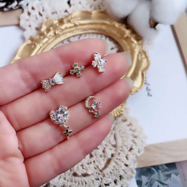 beautiful zircon fashion titanium steel flash cross love screw ball jewelry
beautiful zircon fashion titanium steel flash cross love screw ball jewelry