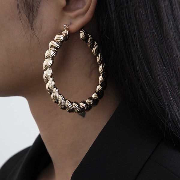 jewelry baroque geometric big fashion trendy women cold wind circle metal earrings, Silver
jewelry baroque geometric big fashion trendy women cold wind circle metal earrings, Silver