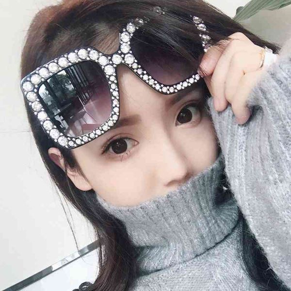 wholale 2021 newt ladi trend diamond fashion shad sunglass for women oversized sun glass luxury trendy vendor, White;black
wholale 2021 newt ladi trend diamond fashion shad sunglass for women oversized sun glass luxury trendy vendor, White;black