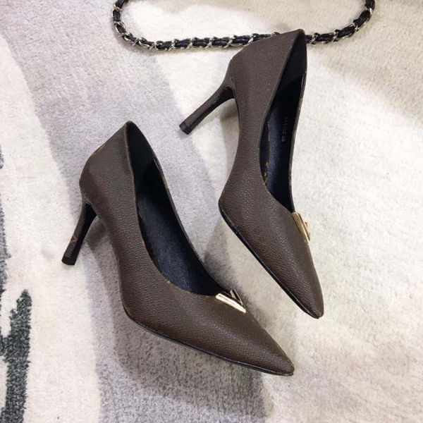 2021 fashion designer heels womens shoes bottom high heel classical brown leather pointed toes pumps dress shoe 07, Black
2021 fashion designer heels womens shoes bottom high heel classical brown leather pointed toes pumps dress shoe 07, Black