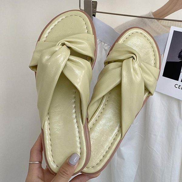 2021 women slippers fashion pleated flat heel slides shoes woman casual outdoor female flip flops beach ladies slippers shoes, Black
2021 women slippers fashion pleated flat heel slides shoes woman casual outdoor female flip flops beach ladies slippers shoes, Black