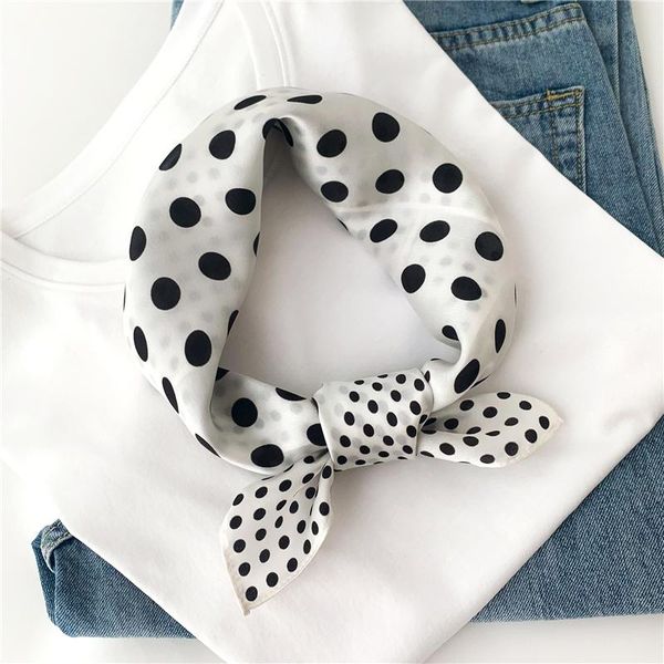 scarves women real silk hair band small foulard female polka dot square hand neck kerchief gift lady bandana 2021, Blue;gray
scarves women real silk hair band small foulard female polka dot square hand neck kerchief gift lady bandana 2021, Blue;gray