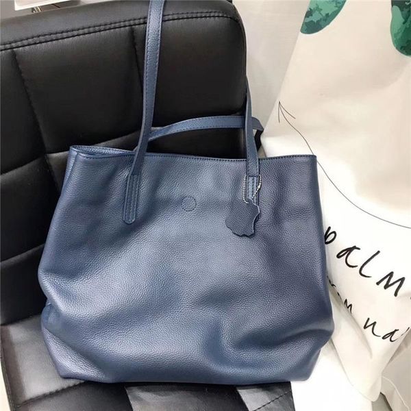 cross body 2021 women handbag genuine leather office lady style large capacity ladies shopping tote purse designer shoulder lapbag
cross body 2021 women handbag genuine leather office lady style large capacity ladies shopping tote purse designer shoulder lapbag