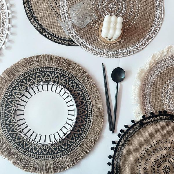 mats & pads heat insulation dining table mat round delicate embroidery dessert pan placemat kitchen non-slip home coffee cup
mats & pads heat insulation dining table mat round delicate embroidery dessert pan placemat kitchen non-slip home coffee cup