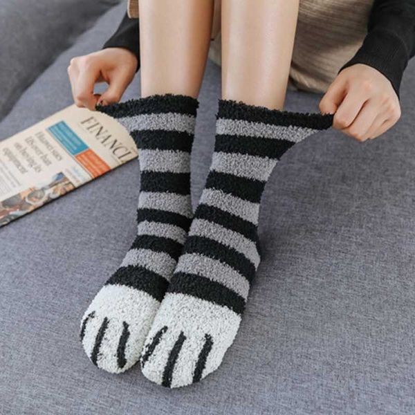 winter omen fuzzy ffy slipper socks nice poot floor sleeping legs, Black;white
winter omen fuzzy ffy slipper socks nice poot floor sleeping legs, Black;white
