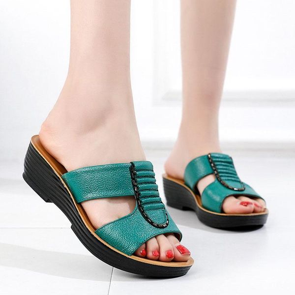 slippers women's indoor non-slip 2021 thick bottom home shoes leather wedge heel summer beach casual fashion outing, Black
slippers women's indoor non-slip 2021 thick bottom home shoes leather wedge heel summer beach casual fashion outing, Black