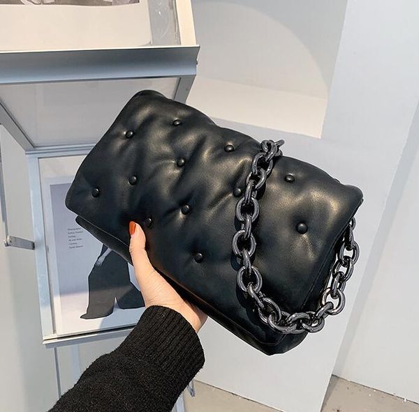 factory wholesale women handbag comfort soft leather chain bag mushroom nail fabric womens clutch bags personalized rivet messenger handbags, Black;red
factory wholesale women handbag comfort soft leather chain bag mushroom nail fabric womens clutch bags personalized rivet messenger handbags, Black;red