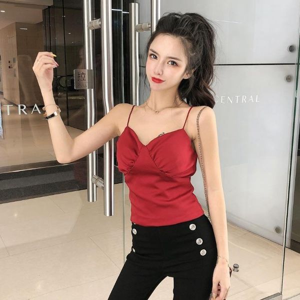 low cut suspender vest for women 2021 new spring slim solid color with bra top, Black;white
low cut suspender vest for women 2021 new spring slim solid color with bra top, Black;white