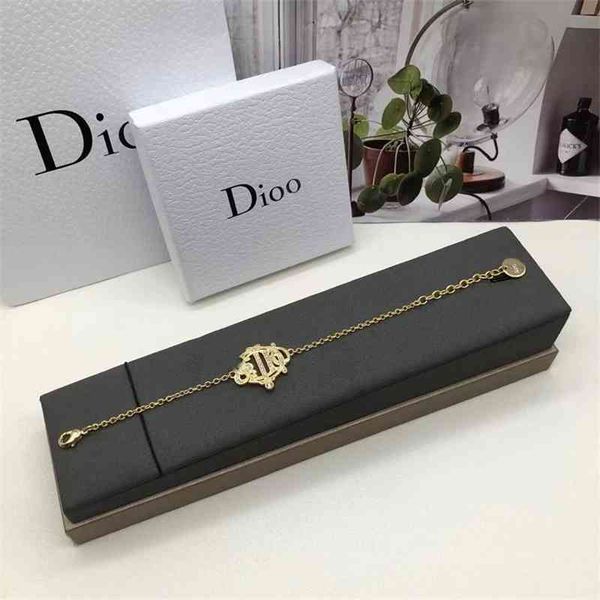 2021 new fashion ins style dioo pendant necklace personalized women's necklace brass material, Black
2021 new fashion ins style dioo pendant necklace personalized women's necklace brass material, Black