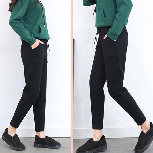 2021 autumn sports pants women casual plus velvet warm sports sweatpants solid color drawstring elastic waist trousers, Black;white
2021 autumn sports pants women casual plus velvet warm sports sweatpants solid color drawstring elastic waist trousers, Black;white