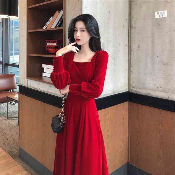 autumn and winter 2021 new gold velvet dress women french retro square collar waist office lady knee-length, Black;gray
autumn and winter 2021 new gold velvet dress women french retro square collar waist office lady knee-length, Black;gray