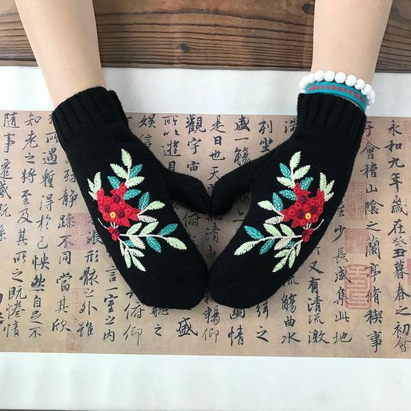 sports gloves fashion autumn and winter women's red bean embroidery mittens retro warm black floral goth wool women
sports gloves fashion autumn and winter women's red bean embroidery mittens retro warm black floral goth wool women