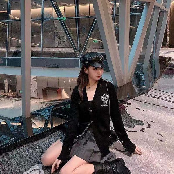 chrome/heartscollege spring cardigan black style 2021 coat women's new crosin long sleeve knitted v-neck pullover top, White;black
chrome/heartscollege spring cardigan black style 2021 coat women's new crosin long sleeve knitted v-neck pullover top, White;black