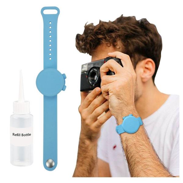 liquid soap dispenser fashion silicone wristband hand sanitizer kid handwash gel with sanitizing j50
liquid soap dispenser fashion silicone wristband hand sanitizer kid handwash gel with sanitizing j50