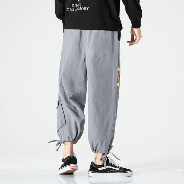 new 2021 men's cargo joggers comfortable casual drawstring for men streetwear loose man trouser trendy tie feet pants fashion 21hm, Black
new 2021 men's cargo joggers comfortable casual drawstring for men streetwear loose man trouser trendy tie feet pants fashion 21hm, Black